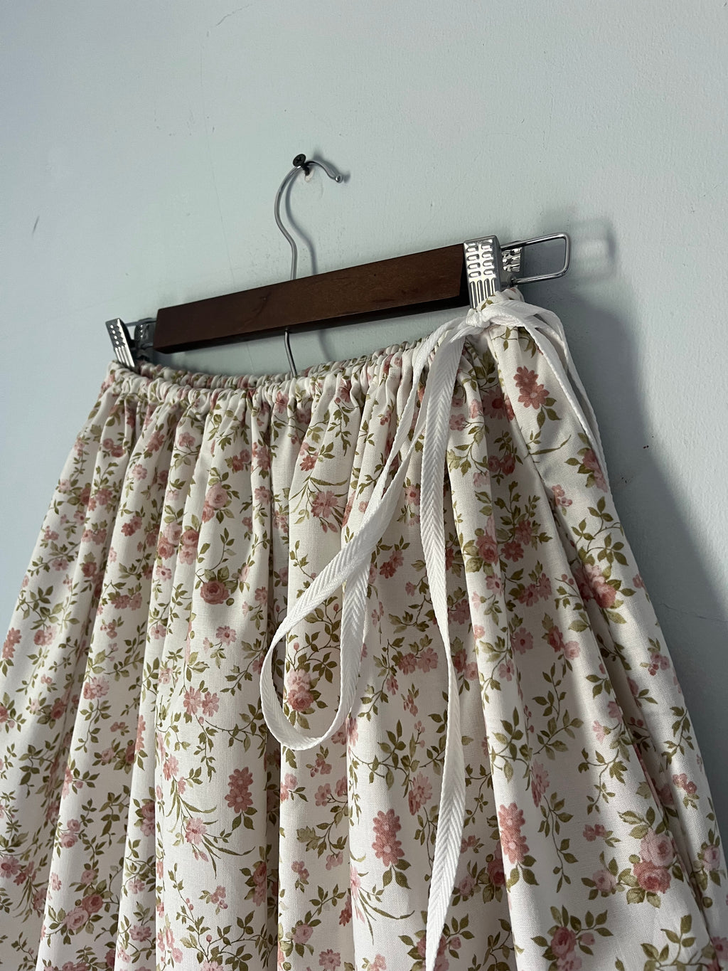 Drawstring Skirt, Cotton, White Dainty Floral, with Pockets